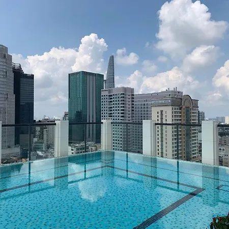 De Lux Central Studio Next Hyatt ,Opera House ,Benthanh ,Pool,Gym